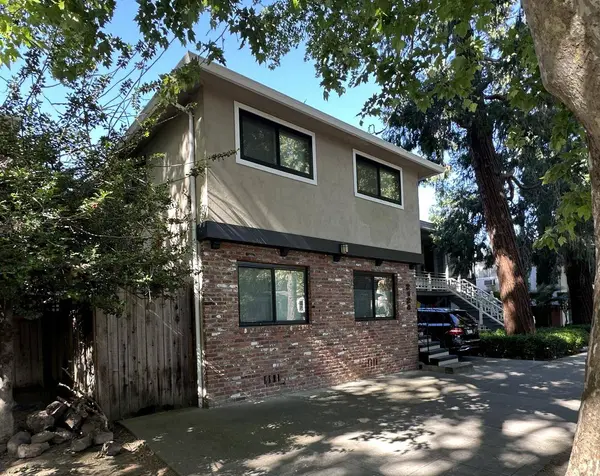 2124 H ST, Sacramento, CA 95816