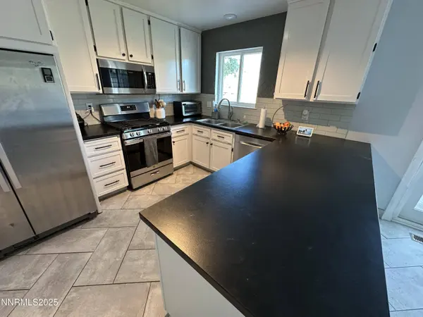 127 River Village CIR Circle, Dayton, NV 89403