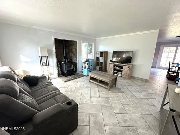 127 River Village CIR Circle, Dayton, NV 89403