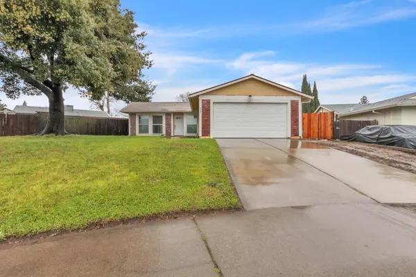 5231 Saint Moritz CT, Sacramento, CA 95842