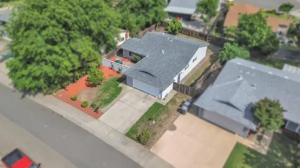 2609 Stingray CT, Sacramento, CA 95826