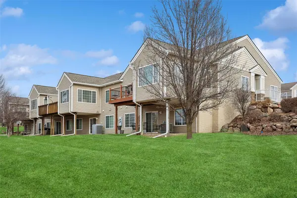 4002 NE Tulip Lane, Ankeny, IA 50021