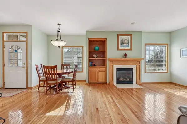 4002 NE Tulip Lane, Ankeny, IA 50021