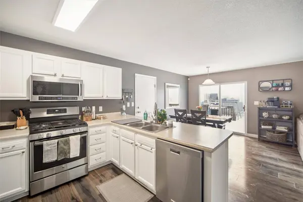 907 NE 49th Street, Ankeny, IA 50021