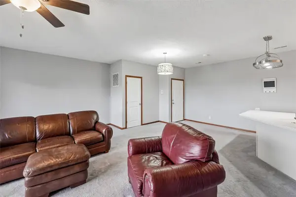 2702 NE Oak Drive #4, Ankeny, IA 50021
