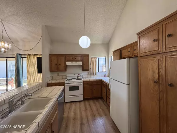 1528 Eagle Street, Santa Maria, CA 93454