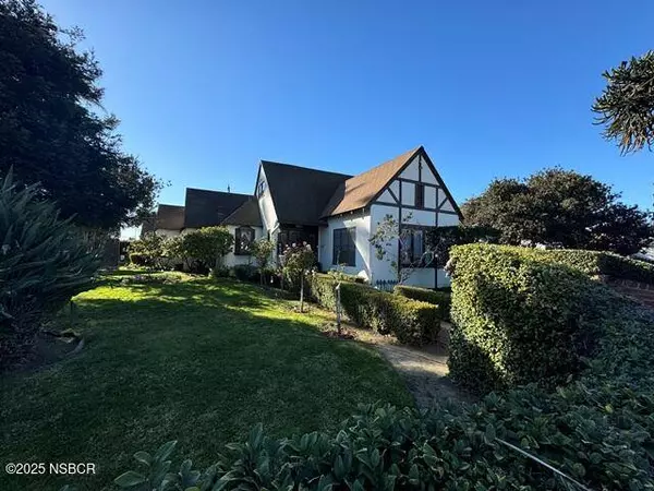 422 E Hermosa Street, Santa Maria, CA 93454