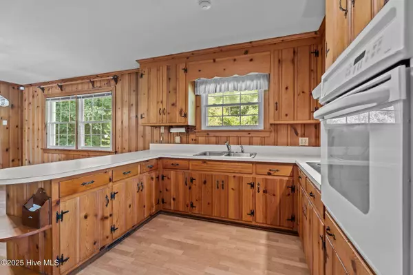 1911 Salem Church RD, Goldsboro, NC 27430