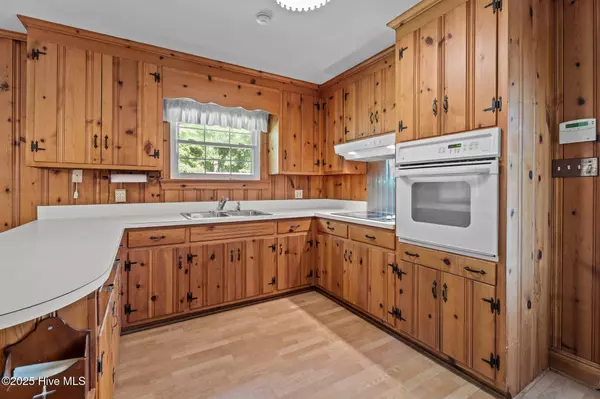 1911 Salem Church RD, Goldsboro, NC 27430