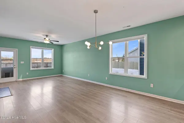 643 Sturgeon ST, Smithfield, NC 27577