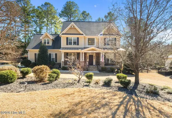 170 Valley Pines CIR, Spring Lake, NC 28390