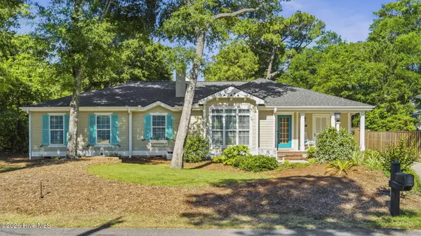 417 Holly ST, Emerald Isle, NC 28594