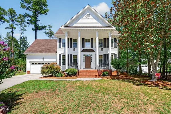 209 Wild Holly LN, Holly Springs, NC 27540