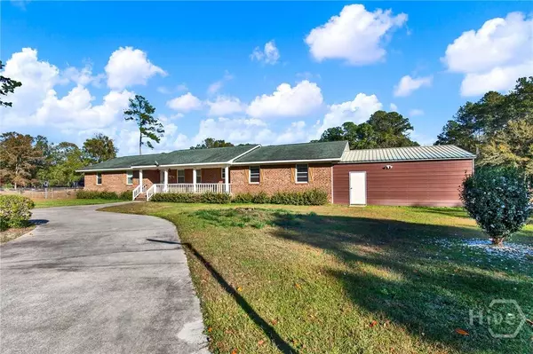 176 E 7th ST, Meldrim, GA 31318