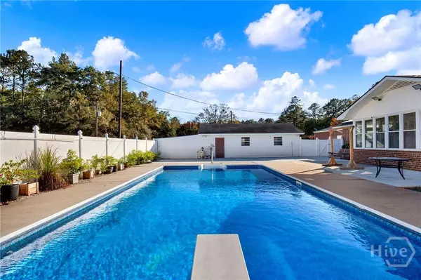 176 E 7th ST, Meldrim, GA 31318