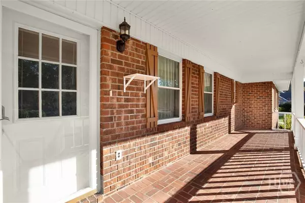 176 E 7th ST, Meldrim, GA 31318