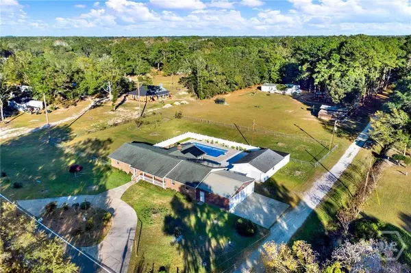 176 E 7th ST, Meldrim, GA 31318