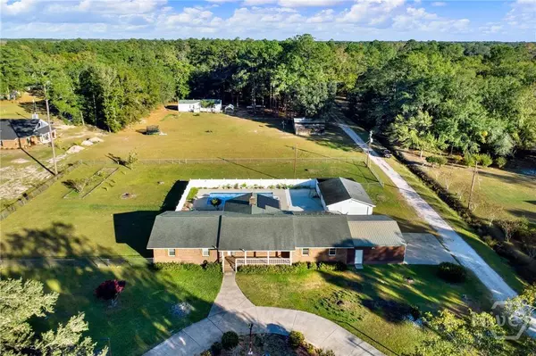 176 E 7th ST, Meldrim, GA 31318