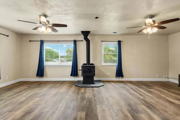 381 C ST, Biggs, CA 95917