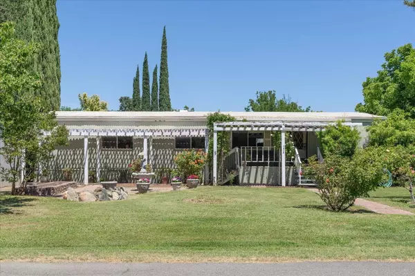 556 D St, Biggs, CA 95917