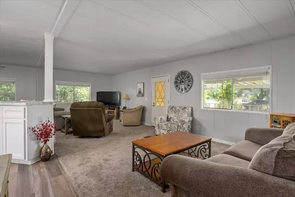 556 D St, Biggs, CA 95917