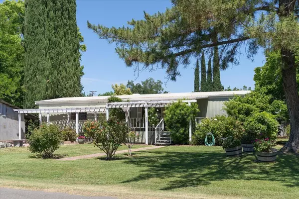 556 D St, Biggs, CA 95917