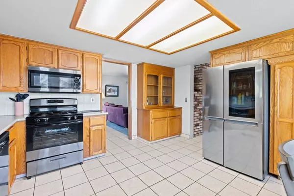 2101 Jay DR, Gridley, CA 95948