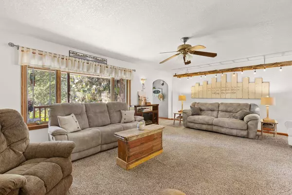 45 Lighthouse LN, Bangor, CA 95901