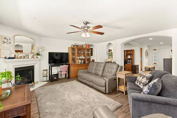 1940 Cinnamon Teal CT, Gridley, CA 95948