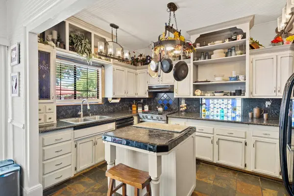 406 C ST, Biggs, CA 95917