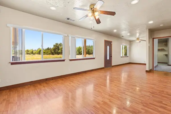 2158 State Highway 99, Biggs, CA 95917