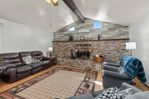 6347 Oro Bangor HWY, Bangor, CA 95966