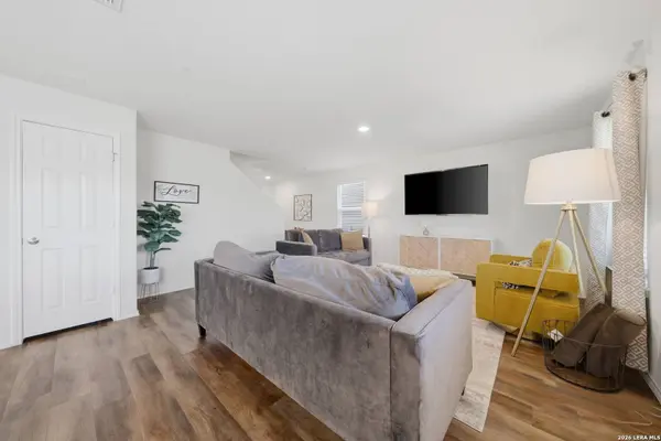 6210 Windy Green, San Antonio, TX 78218