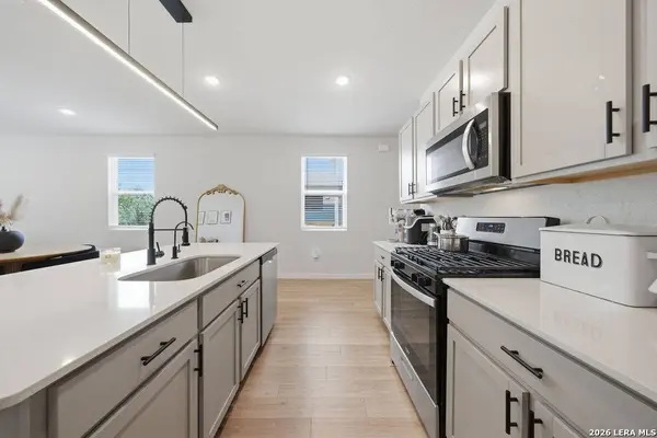 5402 Tourmaline Loop, San Antonio, TX 78222