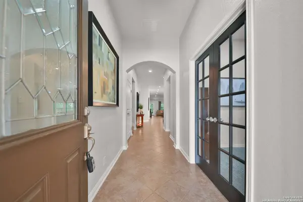 10610 Carmona, Helotes, TX 78023