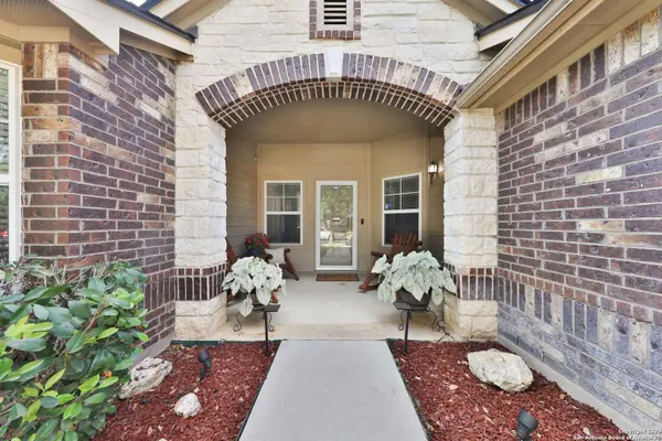 5327 Gemsbuck Chase, San Antonio, TX 78251