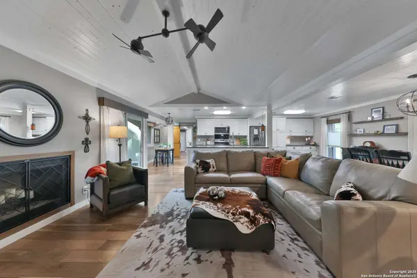 7203 Forest Mont, San Antonio, TX 78240