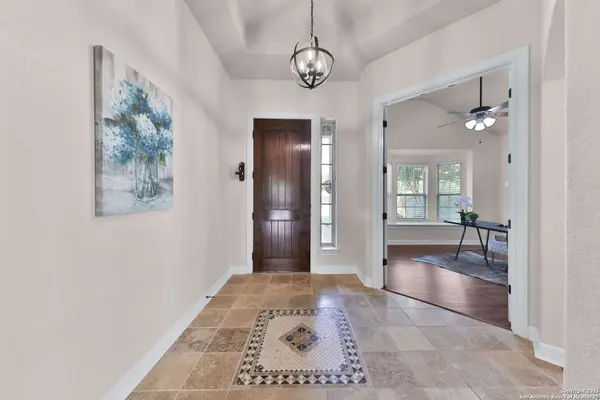10538 newcroft, Helotes, TX 78023