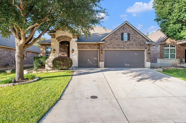 10753 Barnsford Ln, Helotes, TX 78023