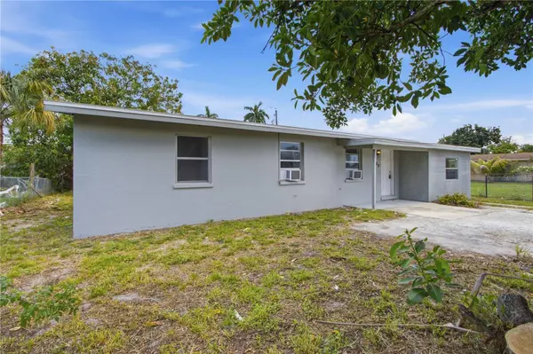 1629 PAWNEE ST, Fort Myers, FL 33916
