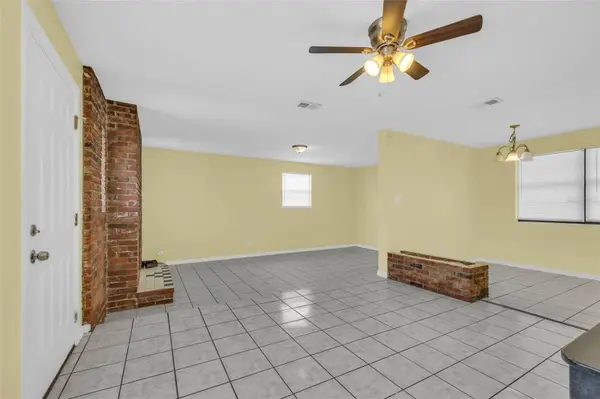 1031 CADILLAC DR, Daytona Beach, FL 32117