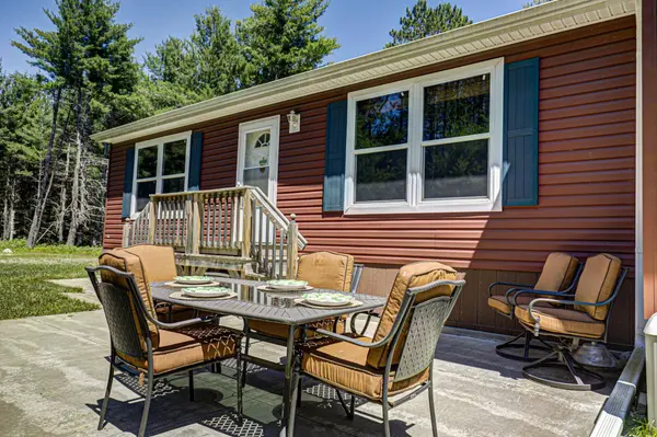 W8819 EVELAND'S WAY, Elcho, WI 54428