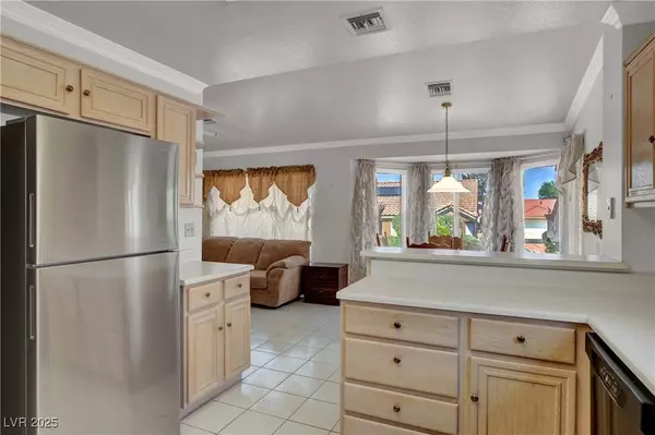 2504 Sunup DR, Las Vegas, NV 89134