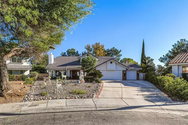 2940 Crystal Bay DR, Las Vegas, NV 89117