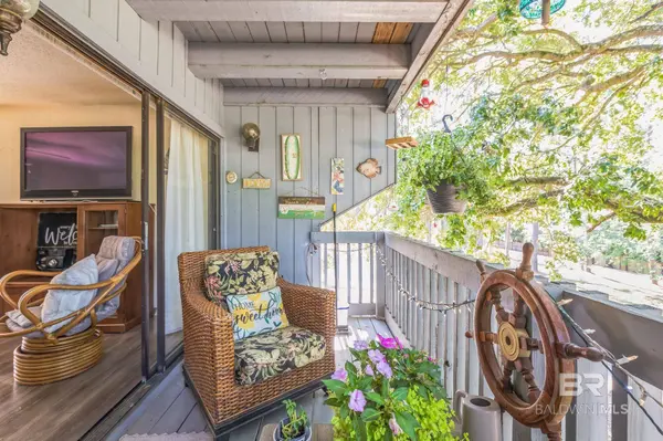 104 Golf Terrace #1B104, Daphne, AL 36526