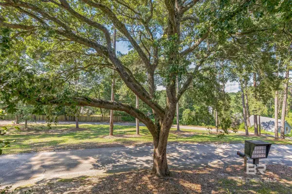 104 Golf Terrace #1B104, Daphne, AL 36526