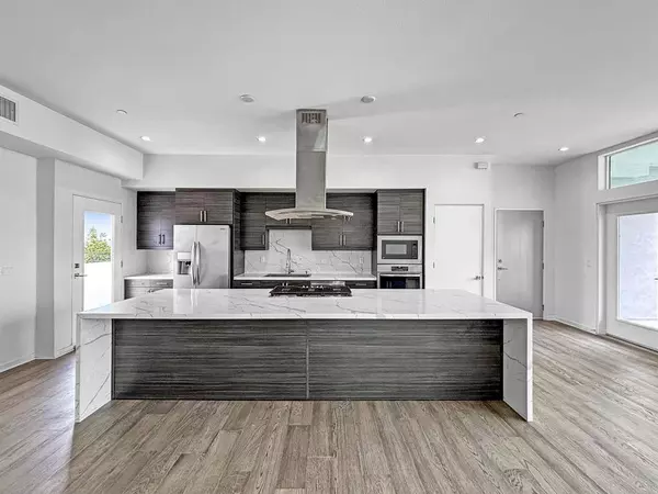 3047 North Park WAY #302, San Diego, CA 92104