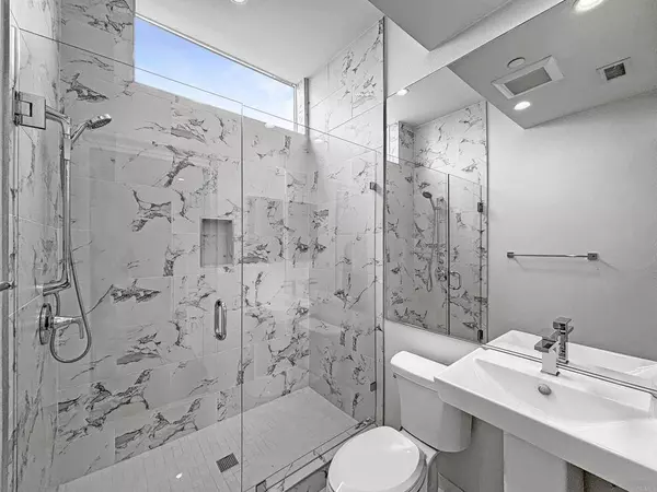 3047 North Park WAY #302, San Diego, CA 92104