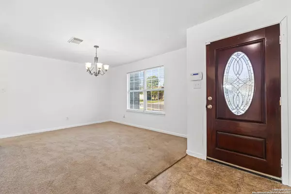 510 Tres Caminos, San Antonio, TX 78245