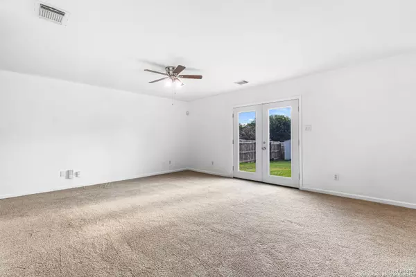 510 Tres Caminos, San Antonio, TX 78245